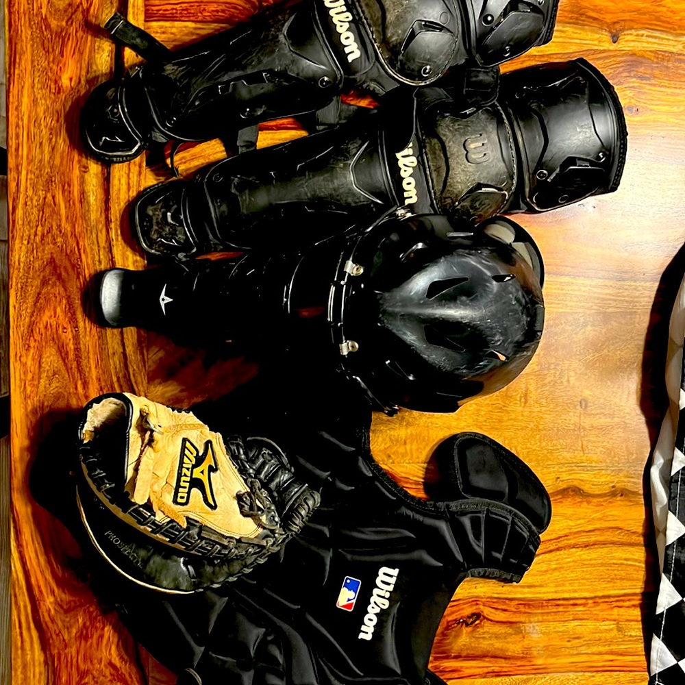 Boys Wilson catcher gear